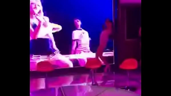 Tarian Erotik Di Sauna Mandarin