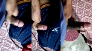 Video Mesum Lokal Cowok Mengeluarkan Air Mani Di Pantat Ibu Tirinya