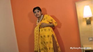 Rupali, Gadis India Yang Menggoda Dan Memikat