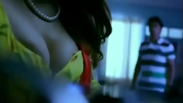 Gairah Membara Dengan Desi Bhabhi Yang Menggoda