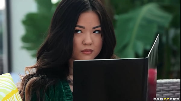 Menggoda Nafsu Lelaki – Lulu Chu / Brazzers / Tonton Lengkap Di Www.zzfull.com/runs