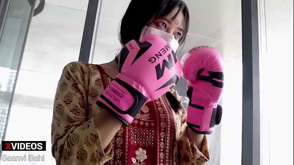 Gadis Petarung Ufc Yang Menggoda, Pukulannya Bikin Bergairah