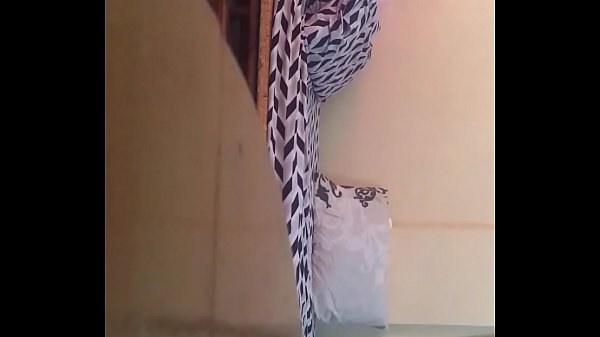 Dewi Asia Yang Menggoda Dengan Lekuk Tubuh Mempesona