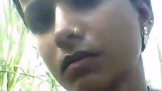 Bhojpuri Bhabhi Ka Khet Mein Jismani Rang