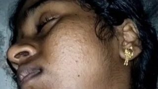 Gadis Tamil Nakal, Bulu Lebat Basah Penuh Sperma