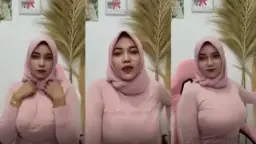 Ukhti Pamer Montok Live Coli