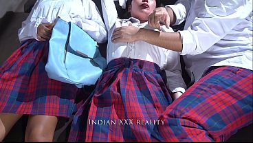 Saudara Tiri India Yang Panas: Kisah Terlarang Tiga Pria Dan Wanita