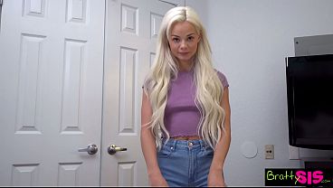 Si Blonde Nakal Elsa Jean: “lu Kasih Duit, Gue Isap Kontol Lu Sampe Kering”