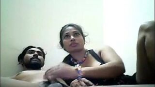 Pasangan Tamil Muda Ngentot Di Webcam Langsung, Bikin Makin Basah Dan Panas.