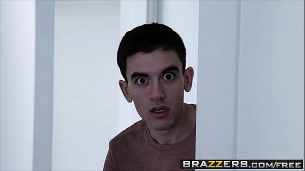 Ibu-ibu Nakal Lagi Ngatur Kontol, Kendall Woods & Nino Polla Siap Main Di Trailer Panas