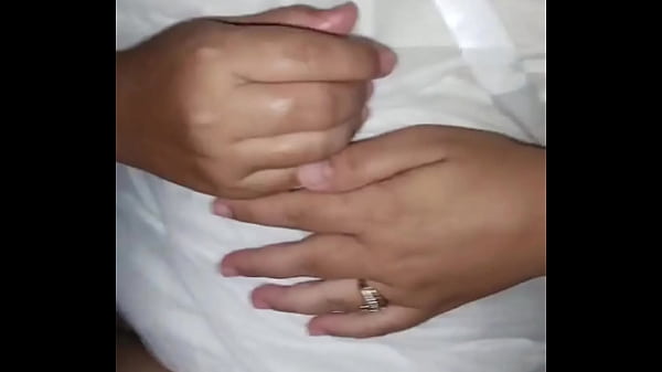 Detik-detik Istri Tetangga Minta Dikocokin Sampai Basah.