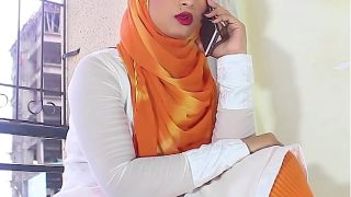 Salma Cewek Muslimah Lagi Ngewe Temennya Pake Audio Hindi Kotor