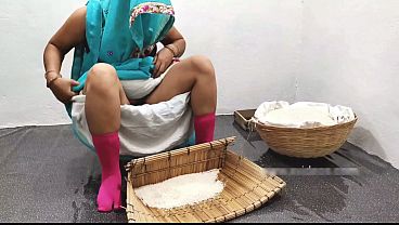 Desi Cewek Kampung India, Siap Dimainin Di Sawah.