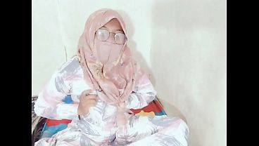 Tante Sexy Indonesia Lagi Viral Colmek Pake Botol, Bikin Crot Nontonnya