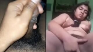Cewek India Cantik Dengan Toket Gede Sangek Sendiri