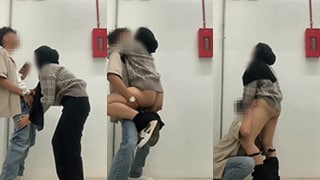 Jilbab Xax Baby Ngewe Eksib Di Tangga Darurat Apartemen