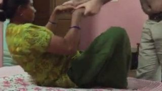Mbok Dirumah Aja, Pelayan Sange Yang Siap Digoyang Setiap Saat
