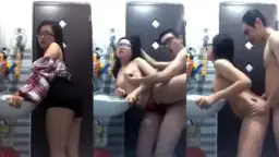 Ngentot Berdiri Di Rumah Pacar Cina, Sange Banget