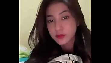 Cewek Indonesia Lagi Live Ig, Goyang-goyang Bikin Tegang