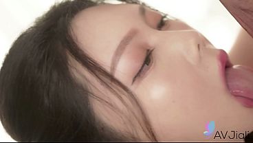 Cewek China Seksi Ban Ban Digebukin Sampe Crot.