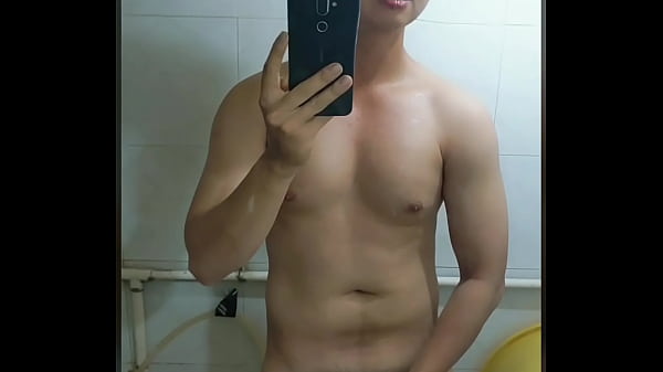 Gigolo Asia, Siap Memuaskan Nafsu Terdalammu Dengan Tubuh Panas Dan Gerakan Liar.