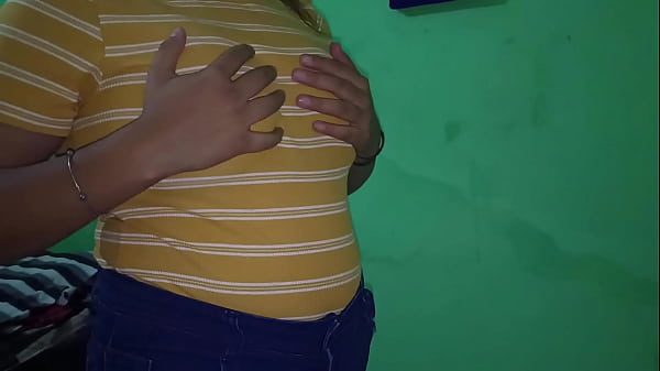 Cewek Desi India Colokin Vibrator Ke Dalam Pantat Gede Nya Yang Montok..