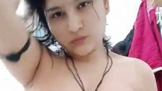 Tonton Video Bugil Cewek Pakistan Seksi Banget