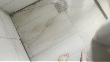 Ketemu Alat Bantu Sex Di Kamar Ibu Tiri Arab, Gue Kasih Cobain Kontol Asli Biar Tau Bedanya.