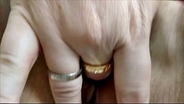 Tontonan Anal-vagina Super Vulgar Dari Pelacur Kamera Tua Rusia Yang Terkenal Nakal Banget