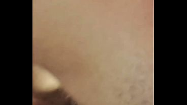 سعودي متناك بزوجته وهو بيتفرج على سكس عربي نار، دياثة سعودية جامدة