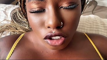 Xeinna Rose Pov: Sange Hitam Ngegas Kontol Putih Besar Adik Tiri Sampai Njerit